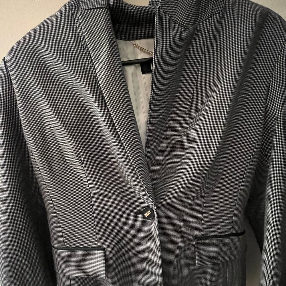 DKNY small, black/white blazer